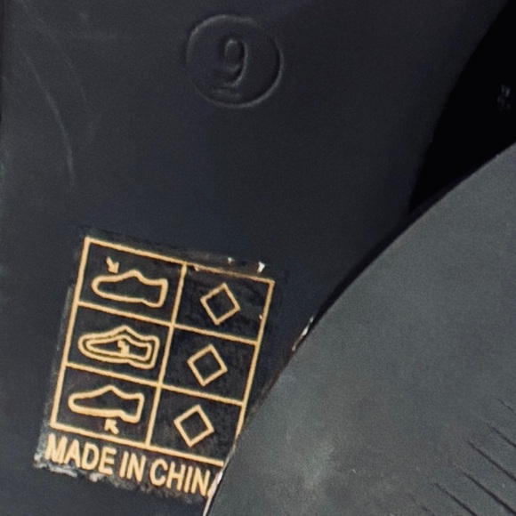 Journee Collection Womens Celica Slip On Kitten Heel Pointed Toe Pumps - Picture 6 of 8